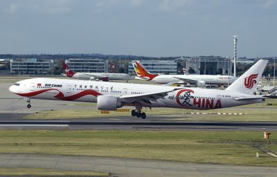 B777-300 B-2006