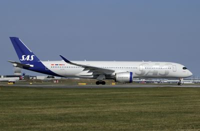 Airbus A350-941 SE-RSC 