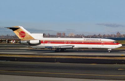 N79749 LGA FBFB.jpg
