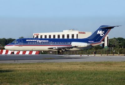 N800ME (LGA) FB.jpg