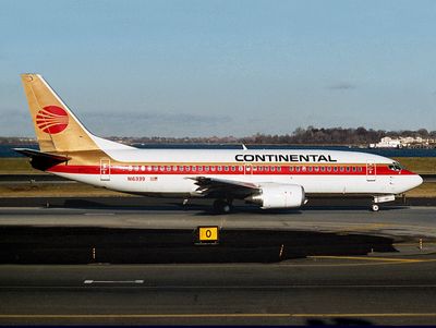 N16339 (LGA) fb.jpg