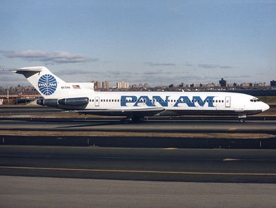 N370PA (LGA) fb.jpg