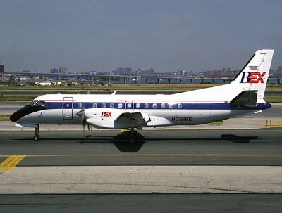 N351BE (LGA) FB.jpg