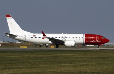 B737 Max-8 SE-RTK 
