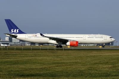 Airbus A330-300 LN-RKR 