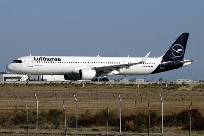 D-AIEG (ATH 16-10-24) FBFB.jpg