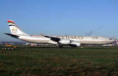 A340-500 A6-EHA
