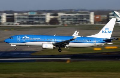 B737-800(WL) PH-HSE