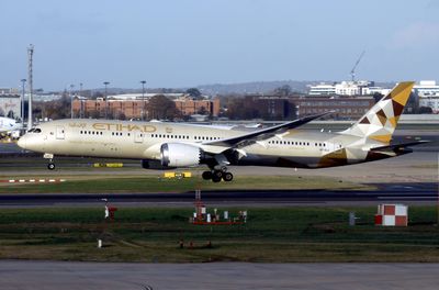 B787-9 A6-BLD 