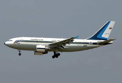 A310-300 44-444 
