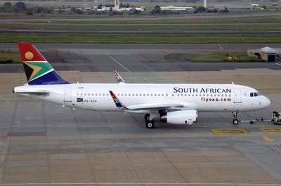 Airbus A320-200(WL) ZS-SZG 