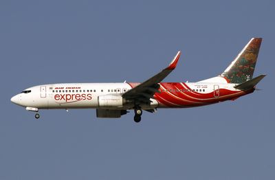 B737-800(WL) VT-AXN