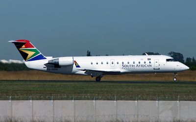CRJ 200 ZS-NMM