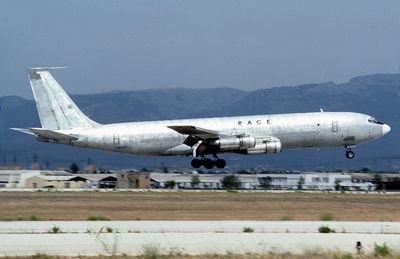 B707-300C N345FA