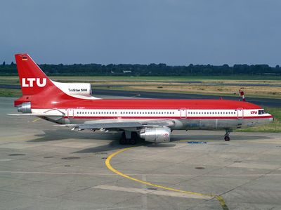 D-AERT (DUS 89) FB.jpg