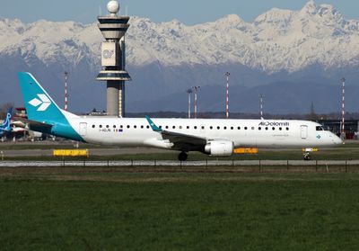 EMB 195 I-ADJN 