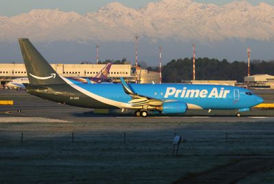 B737-800F EI-AZG 