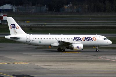 Airbus A320-200 SU-BUU