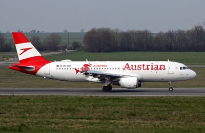Airbus A320-200 OE-LBN