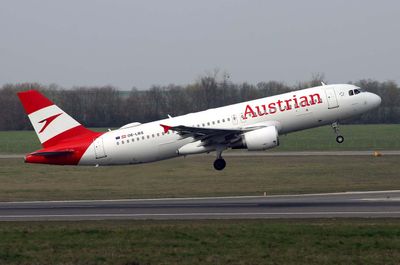 A320-200 OE-LBS