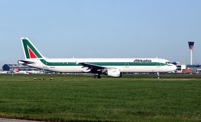 I-BIXQ (LHR) FBFB.jpg