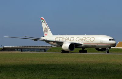 B777-200F A6-DDB 