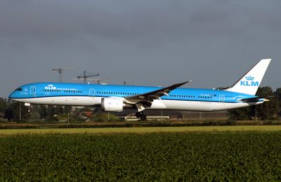 B787-10 PH-BKD