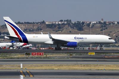B757-200F(WL) EC-NHF 