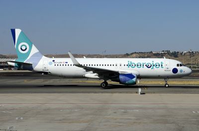 A320-200 EC-LZD