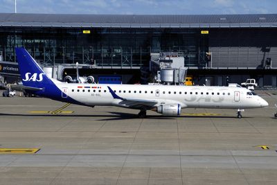 ERJ 190LR SE-RSL