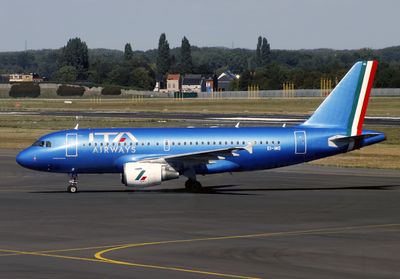 A319-100 EI-IMS