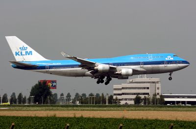 PH-BFW (AMS) fbfb.jpg