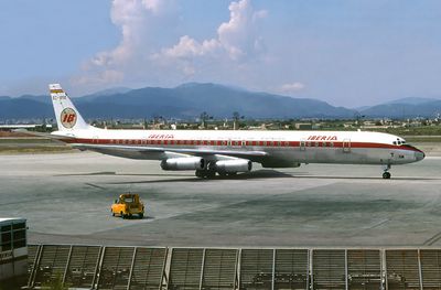 DC8-63 EC-BSE 