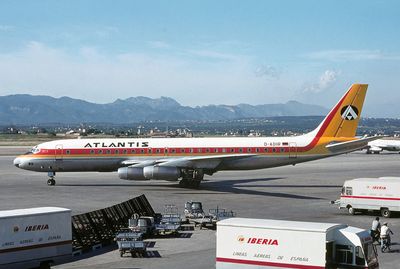 DC8-33 D-ADIR 