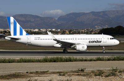 A320-200 LZ-FBG 