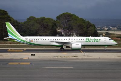 ERJ 190-E2 EC-NNV 