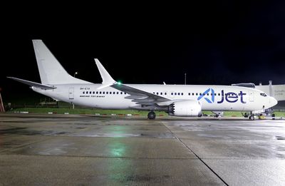 9H-ETA (LGW 01-11-25) FBFB.jpg