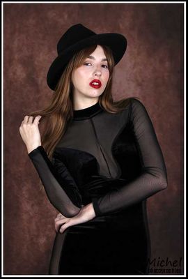 Valerie-0007.jpg