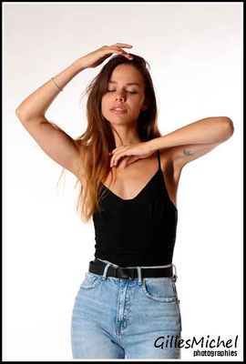 Amina-0011.jpg