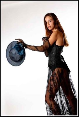Amina-0068.jpg