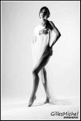 Amina in Hidden Nude