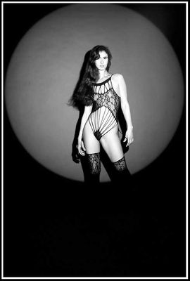 B&W for Manon B