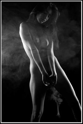 Mery Silhouette in Black & White