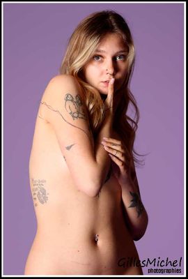 Nude for Hanna