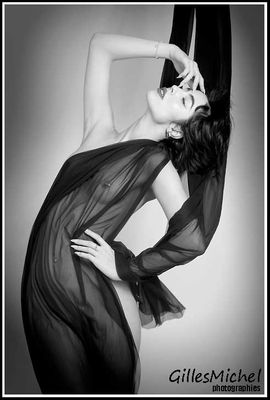 Kiana, Naked in a Veil