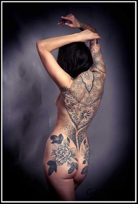 Luce Papillon, Nude with Tattoos