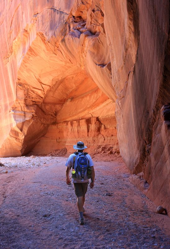 0074-3B9A1722-Hiking in Buckskin Gulch.jpg