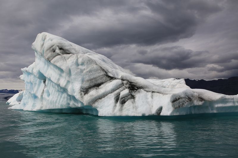 025-3B9A0129-Incredible Iceberg in the Jokulsarlon Glacier Lagoon.jpg