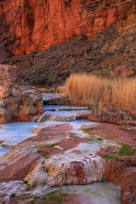 020-3B9A7755-Mineral Pools along the Little Colorado River.jpg