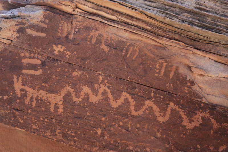 00219-3B9A1938-Rock Art at the Petrified Forest National Park.jpg